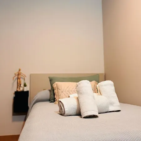 Piso En Proximo A La Playa Garaje アパート